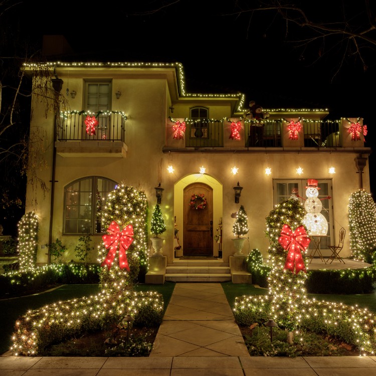 Exterior Cleaning and Lighting in Sioux Falls, SD Exterior Cleaning and Lighting in Sioux Falls, SD